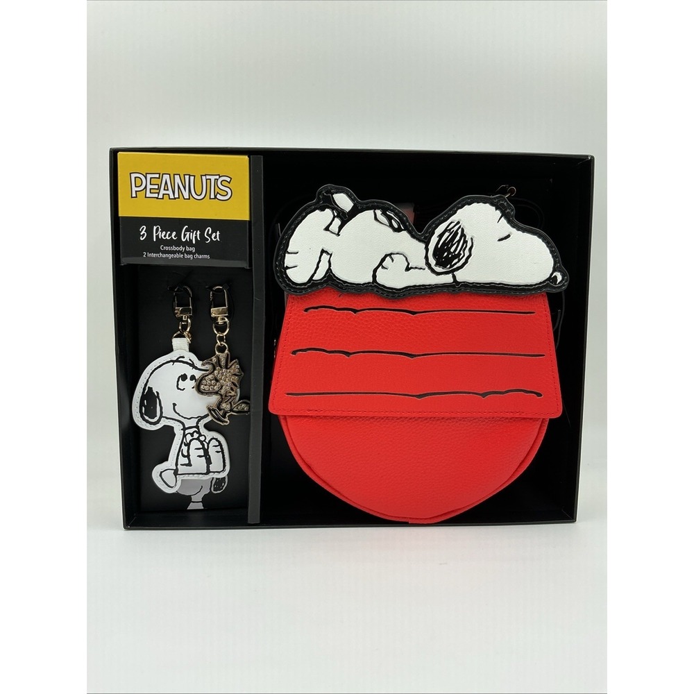 Peanuts Snoopy Woodstock 3 piece Gift Set Boxed Crossbody Bag + 2 bag Charms